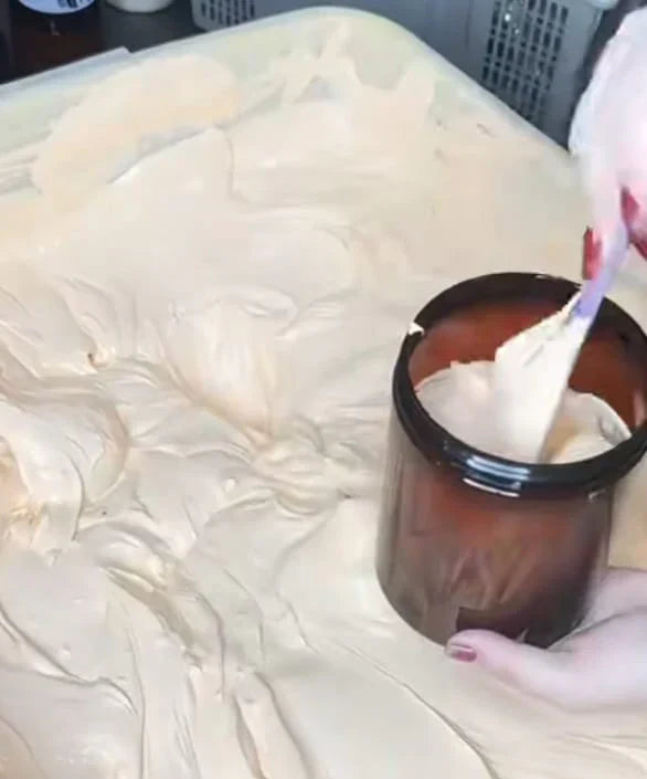 Zafrani Korean Whitening Beauty Gold Cream (Korean Import)